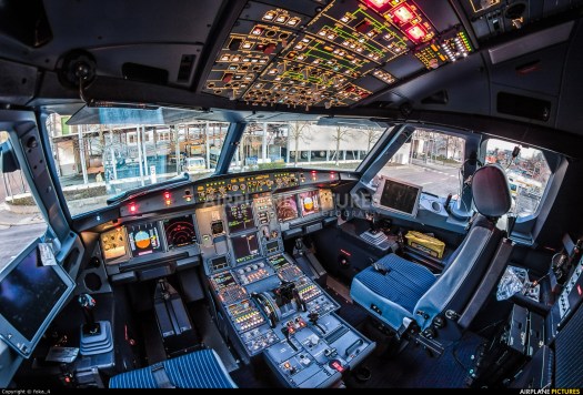 A-320 NEO LH cockpit