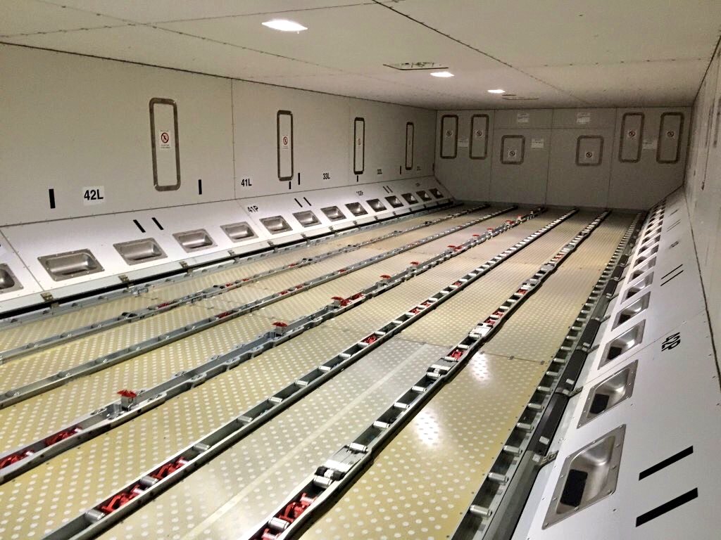 A-350-900 F cargo hold