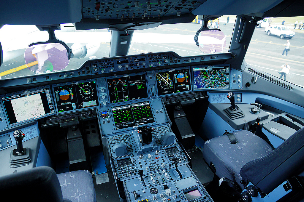 A-350 XWB cockpit