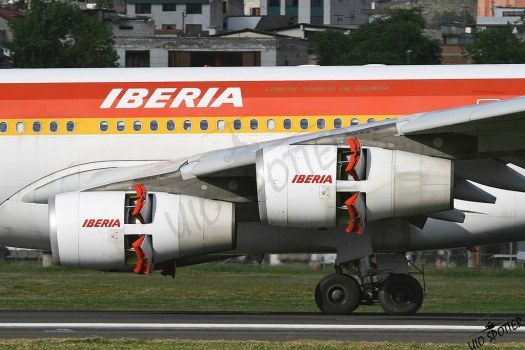 A-340-300 IB reverse