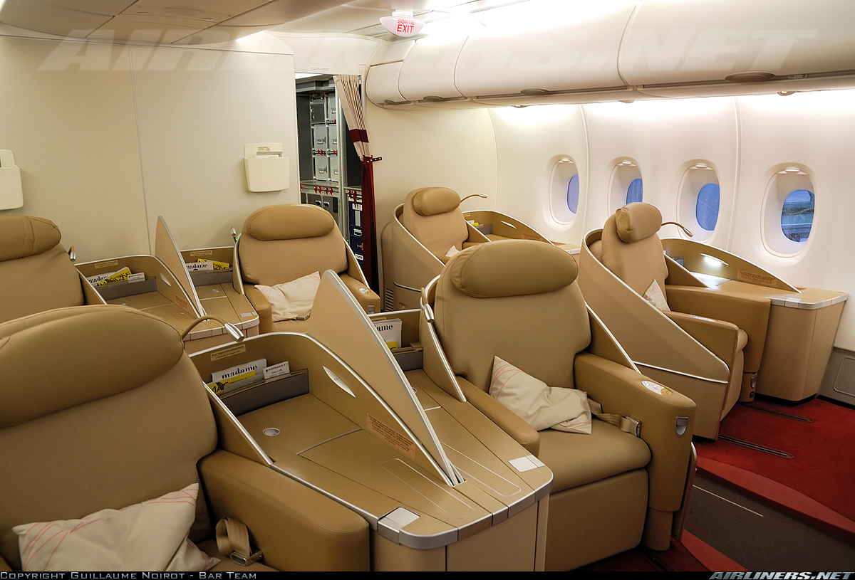 A-380-861 First class AF