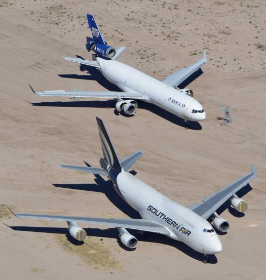 MD-11 vs B-747