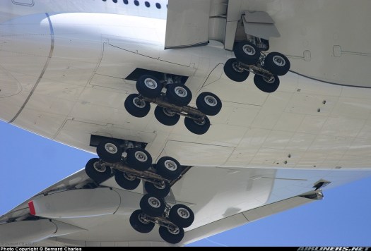 Airbus A-380-800 main landing gear