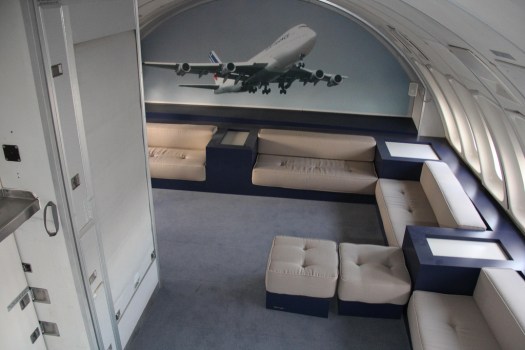 B-747-100 upper deck PA