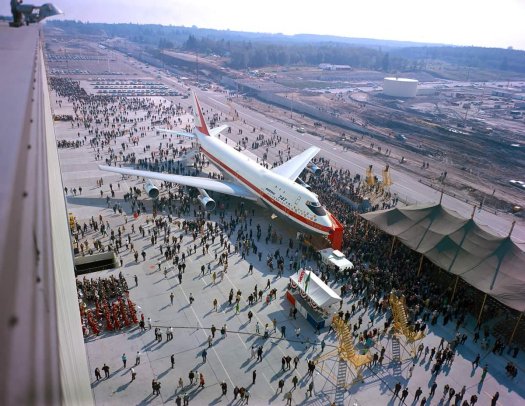 B-747 introduction