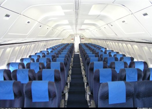 B-737-100 interior