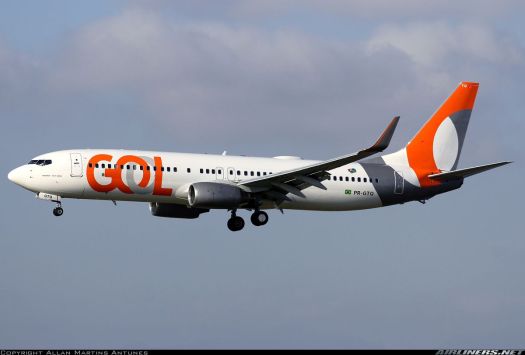 B-737-8H Gol