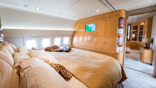 B-767-300 BBJ bedroom