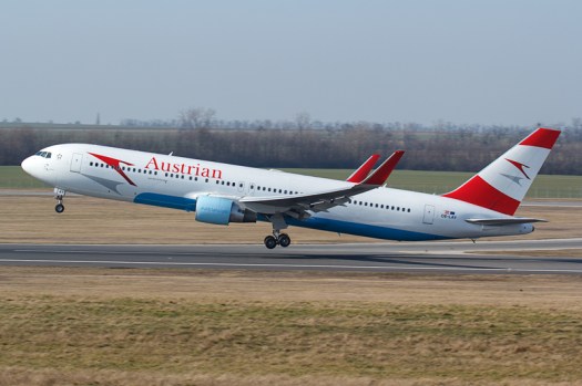 B-767-300 winglets Austrian