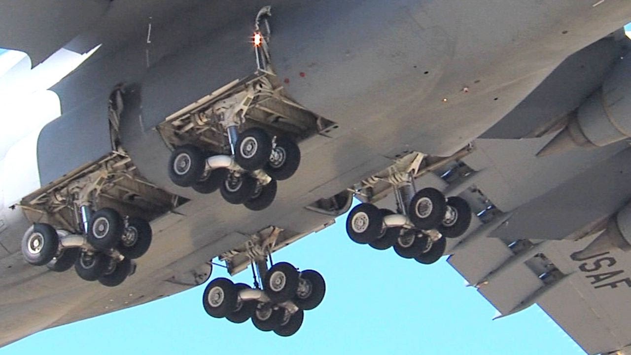 Cargo Lockheed C-5 Main landing gear